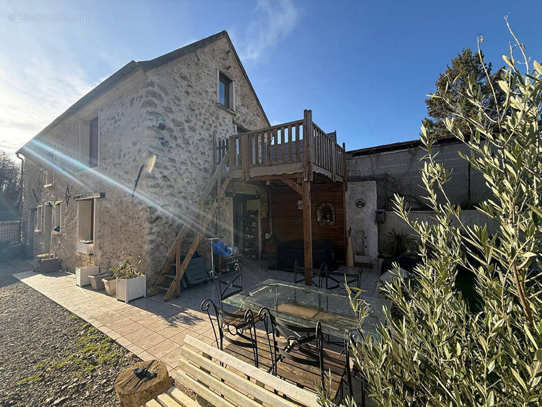 Maison à LIZY-SUR-OURCQ