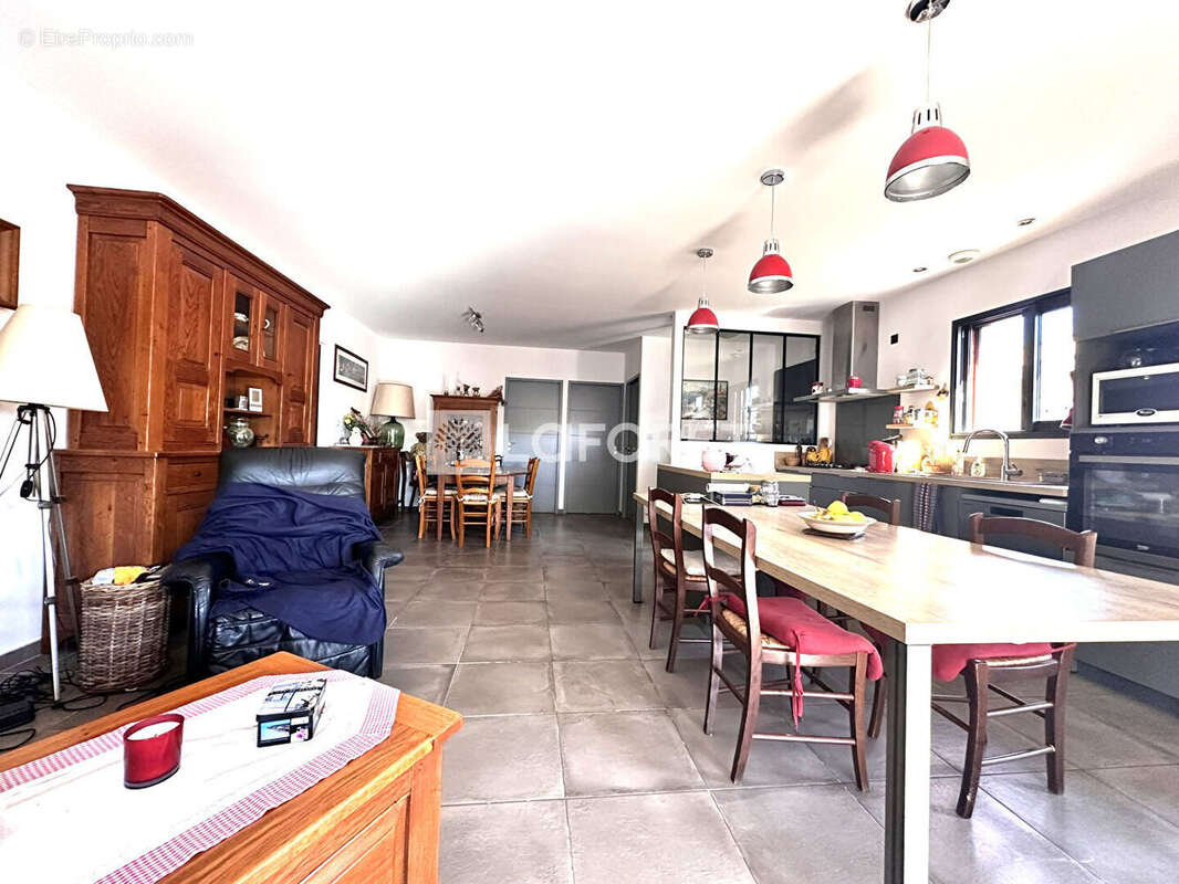 Maison à LATOUR-BAS-ELNE