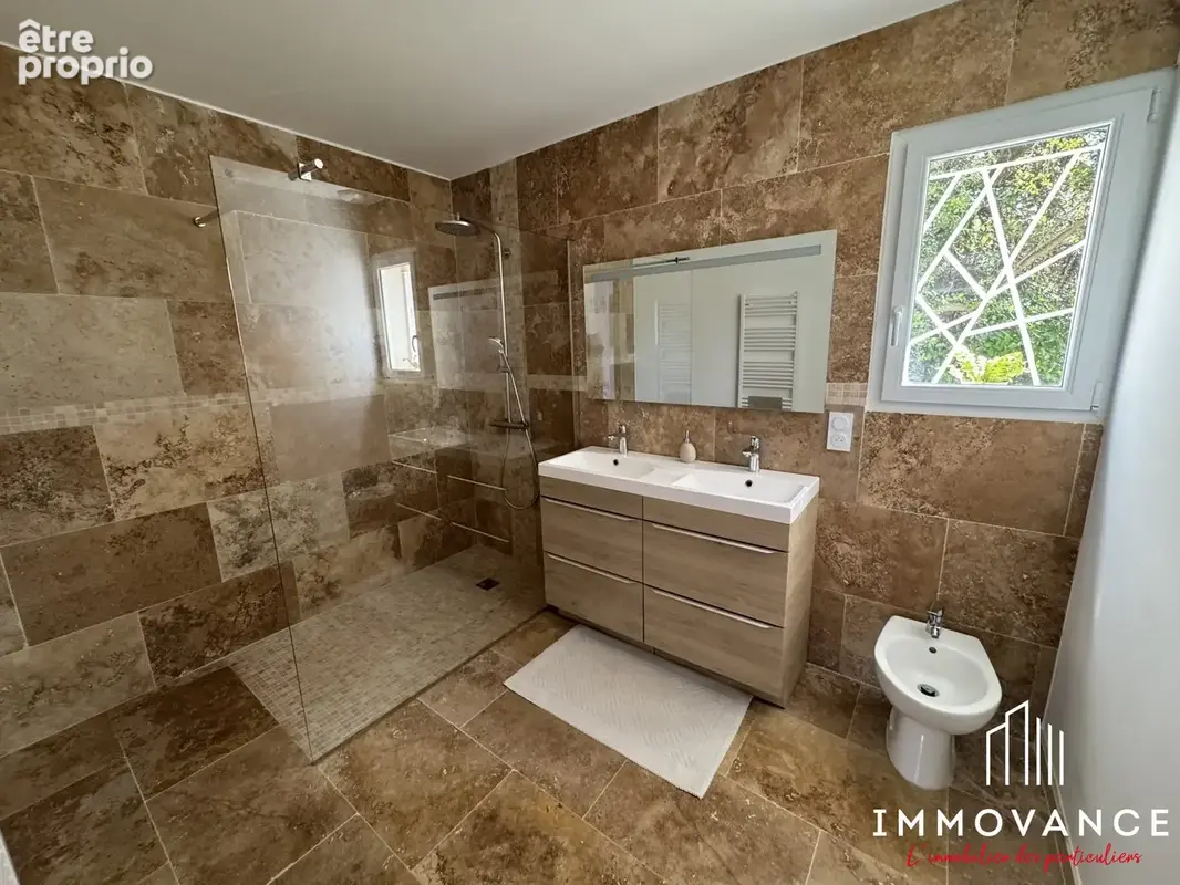 Maison 5 pièces 118 m² à vendre à Saint-Bauzille-De-Montmel (34160) - photo 8