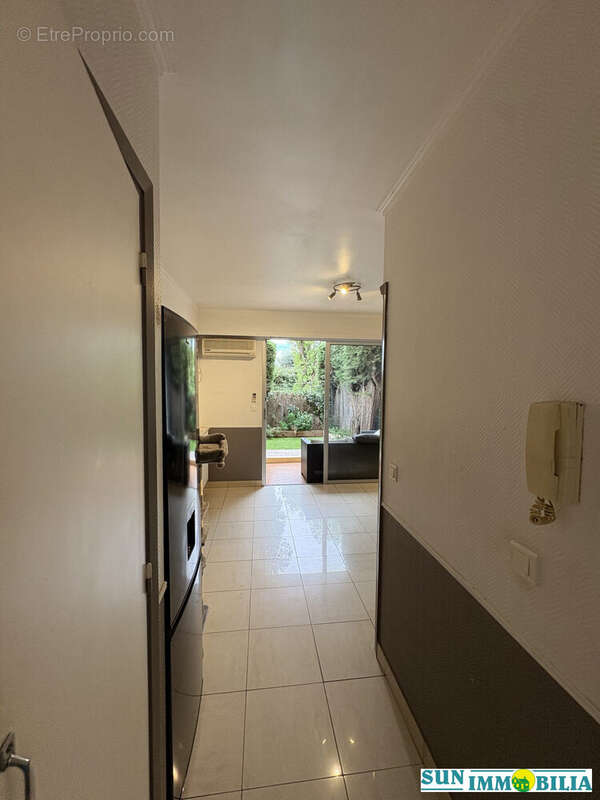 Appartement à SAINT-LAURENT-DU-VAR