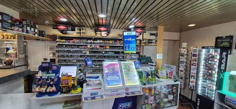 Commerce à DESERTINES