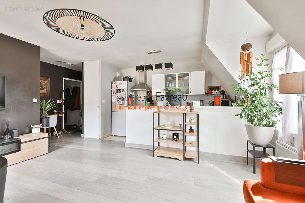 Appartement à LE PLESSIS-ROBINSON