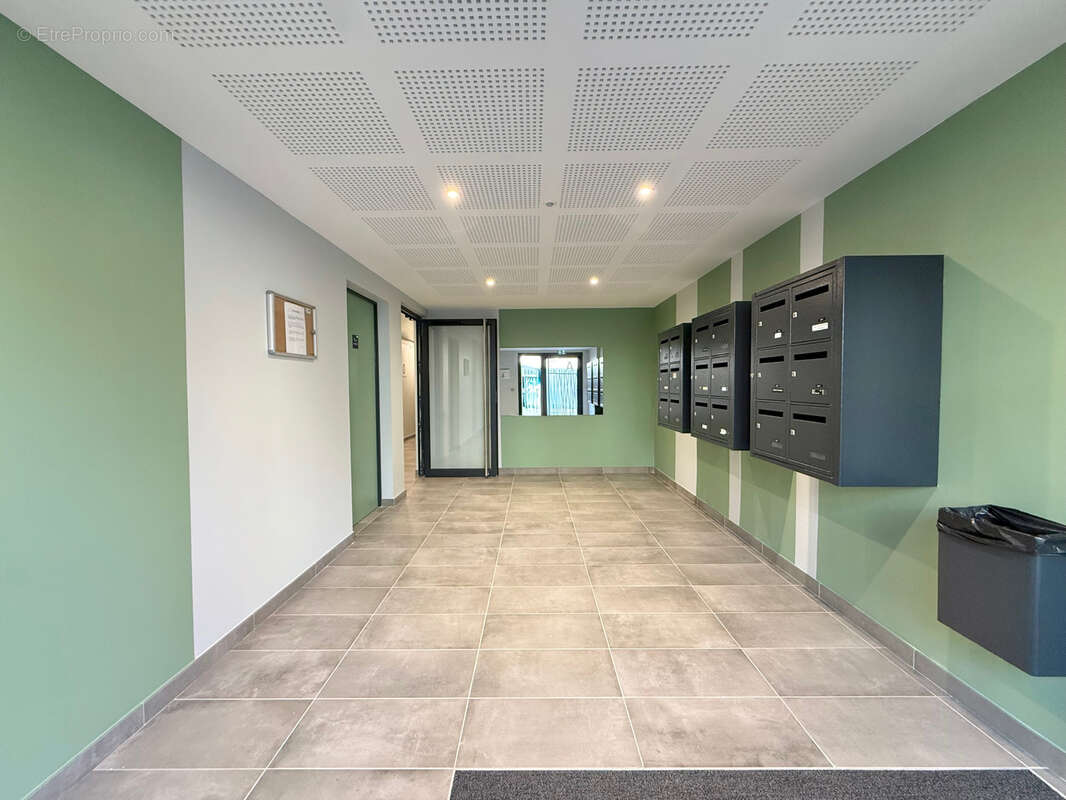 Appartement à LE PEAGE-DE-ROUSSILLON