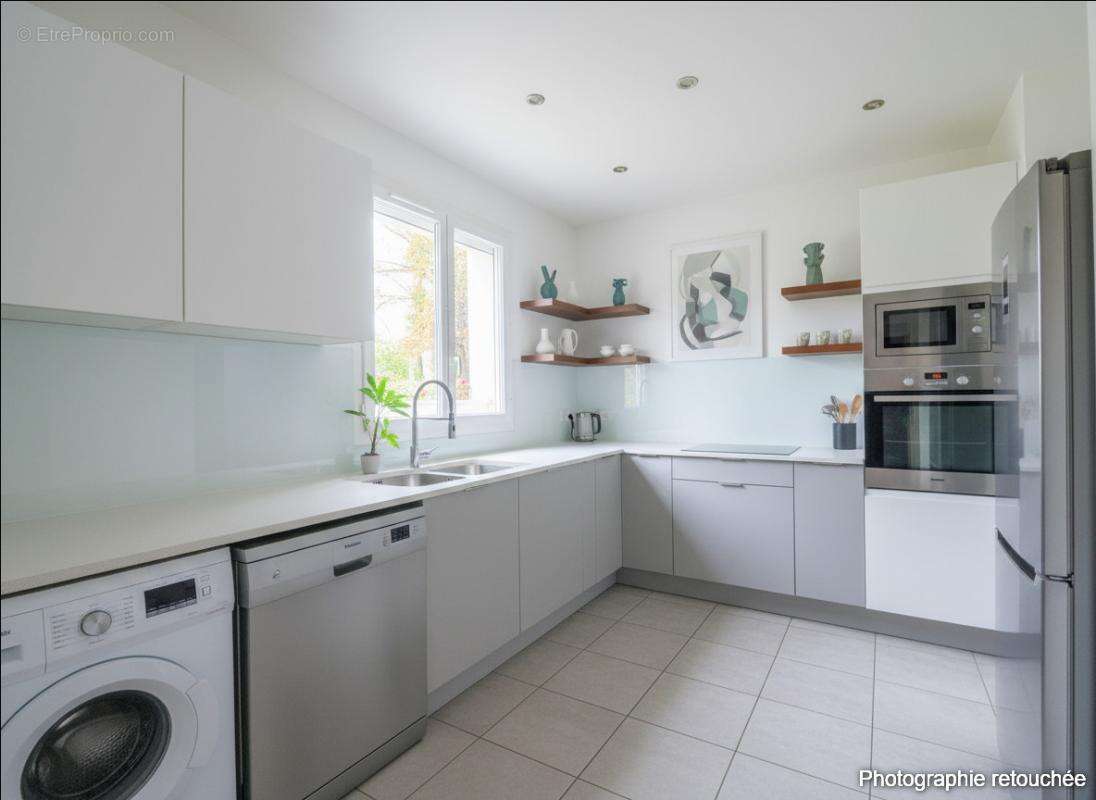 Maison à BRIIS-SOUS-FORGES