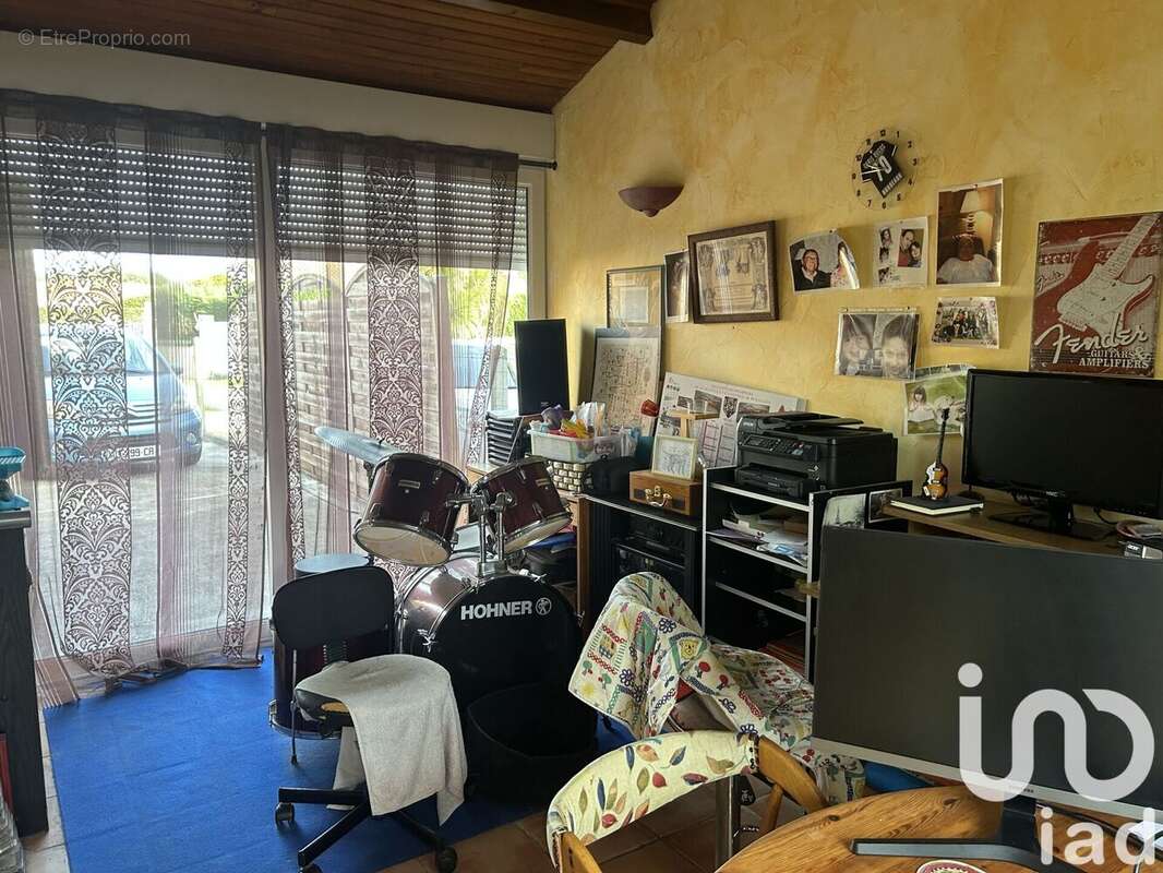 Photo 6 - Maison à IZON