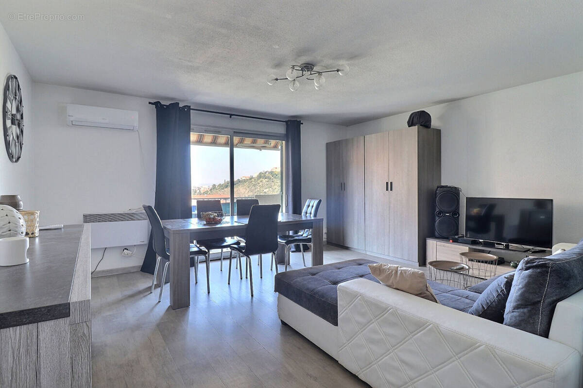 Appartement à SAINT-RAPHAEL