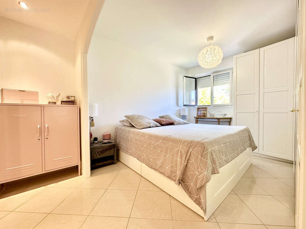 Appartement à ROQUEBRUNE-CAP-MARTIN