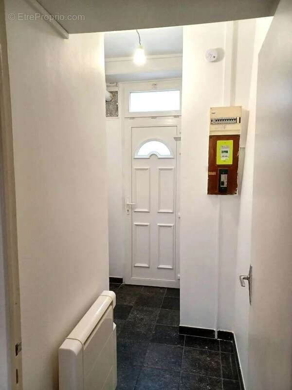 Appartement à PARIS-14E