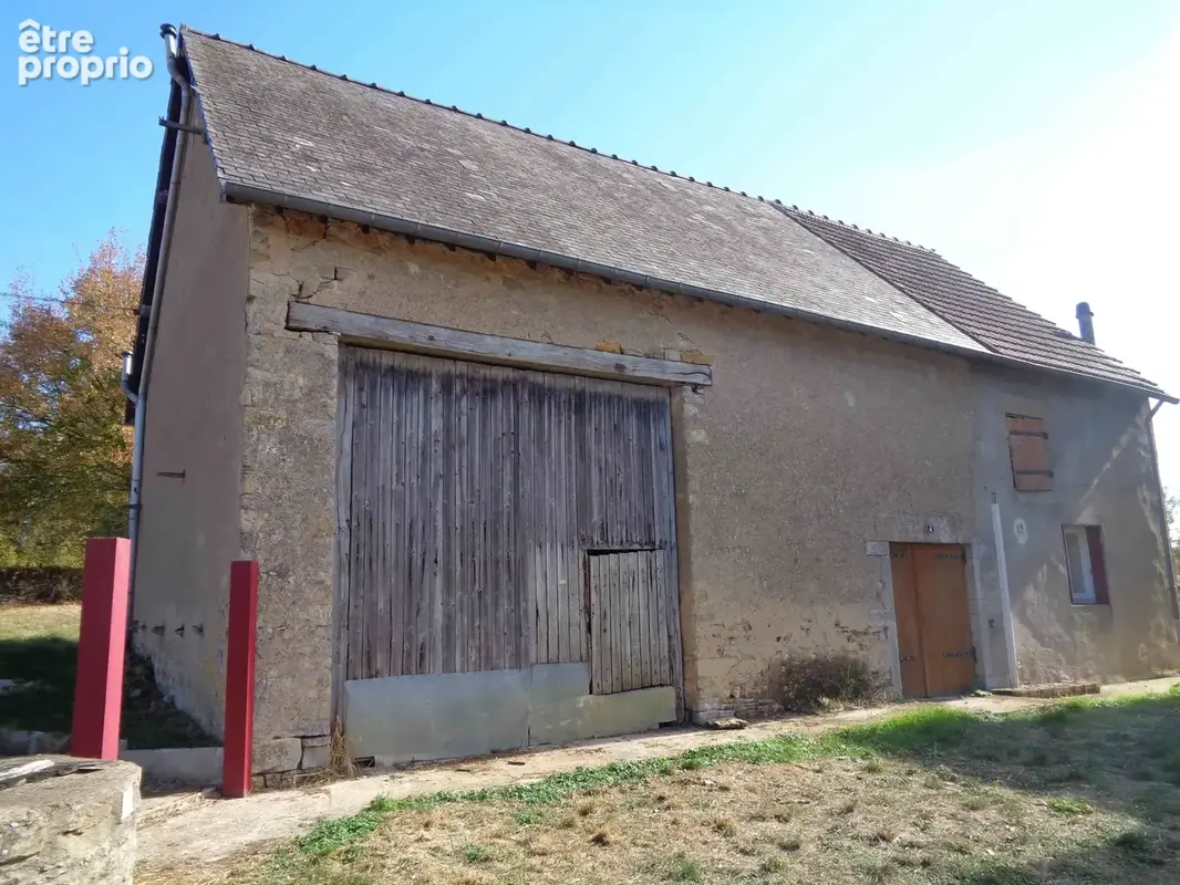 Maison 90 m2 plus dépendance, proche St Saulge - photo 1
