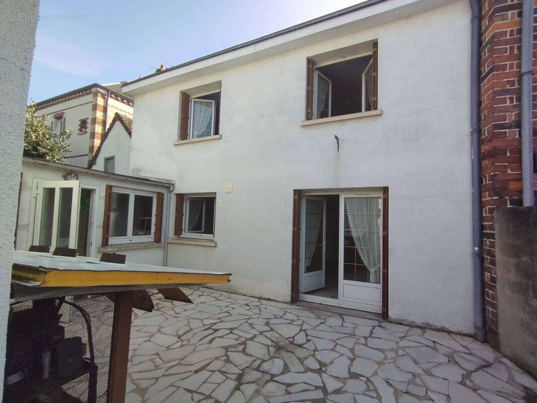 Maison à CHATEAUDUN