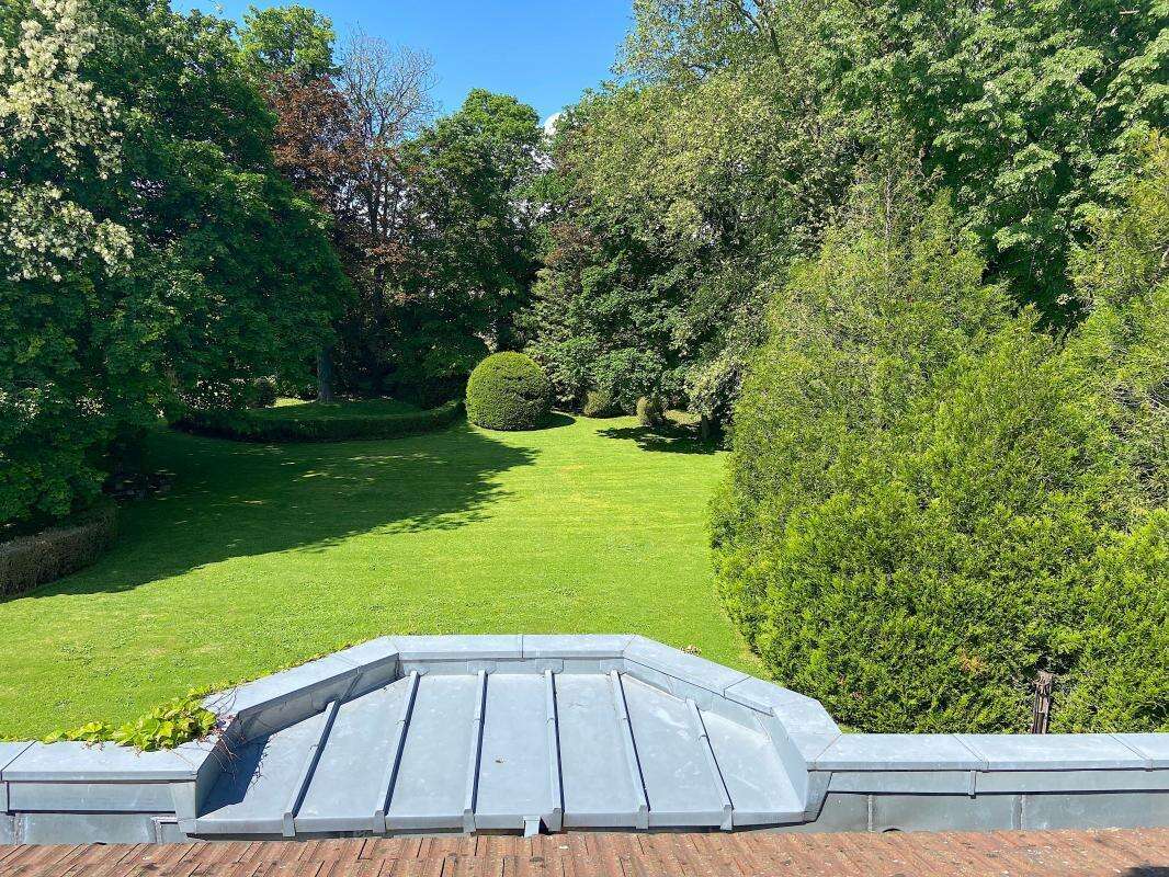 Maison de maître, 6 chambres, parc arboré de 4 566m², dépendances - photo 18
