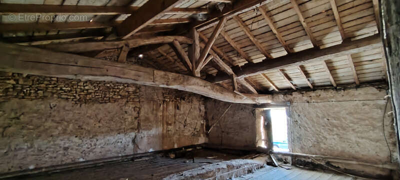 Maison à ASSAIS-LES-JUMEAUX