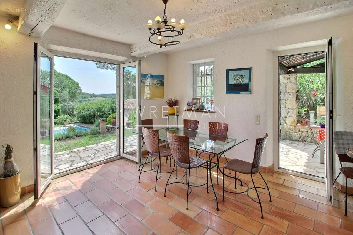 Maison à SAINT-PAUL-EN-FORET