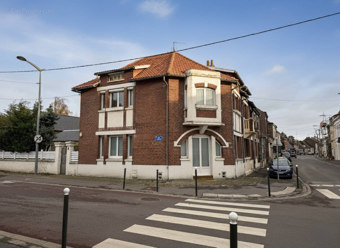 Maison à SAINT-AMAND-LES-EAUX