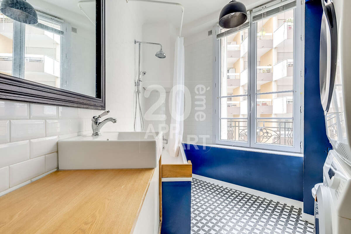 Appartement à PARIS-20E