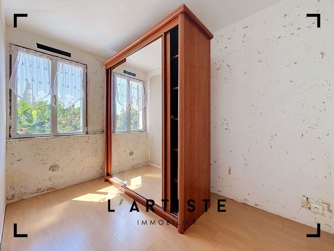 Maison 115 m² à Crosville-La-Vieille  - photo 8