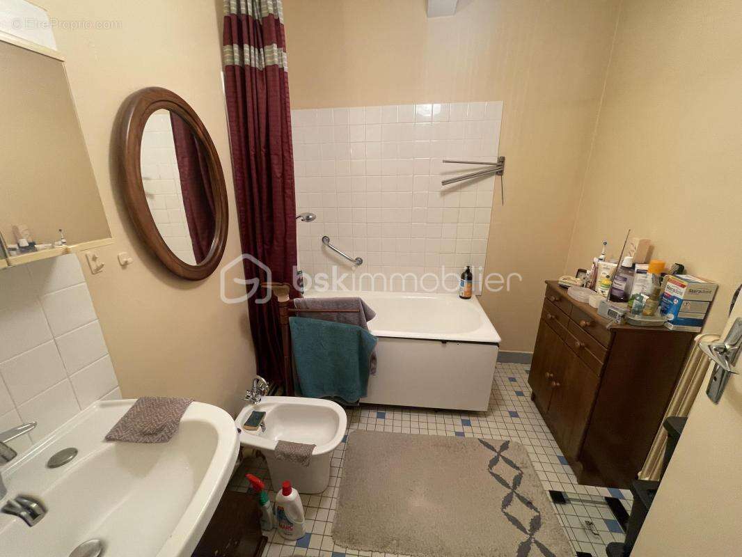 Appartement à MOULINS