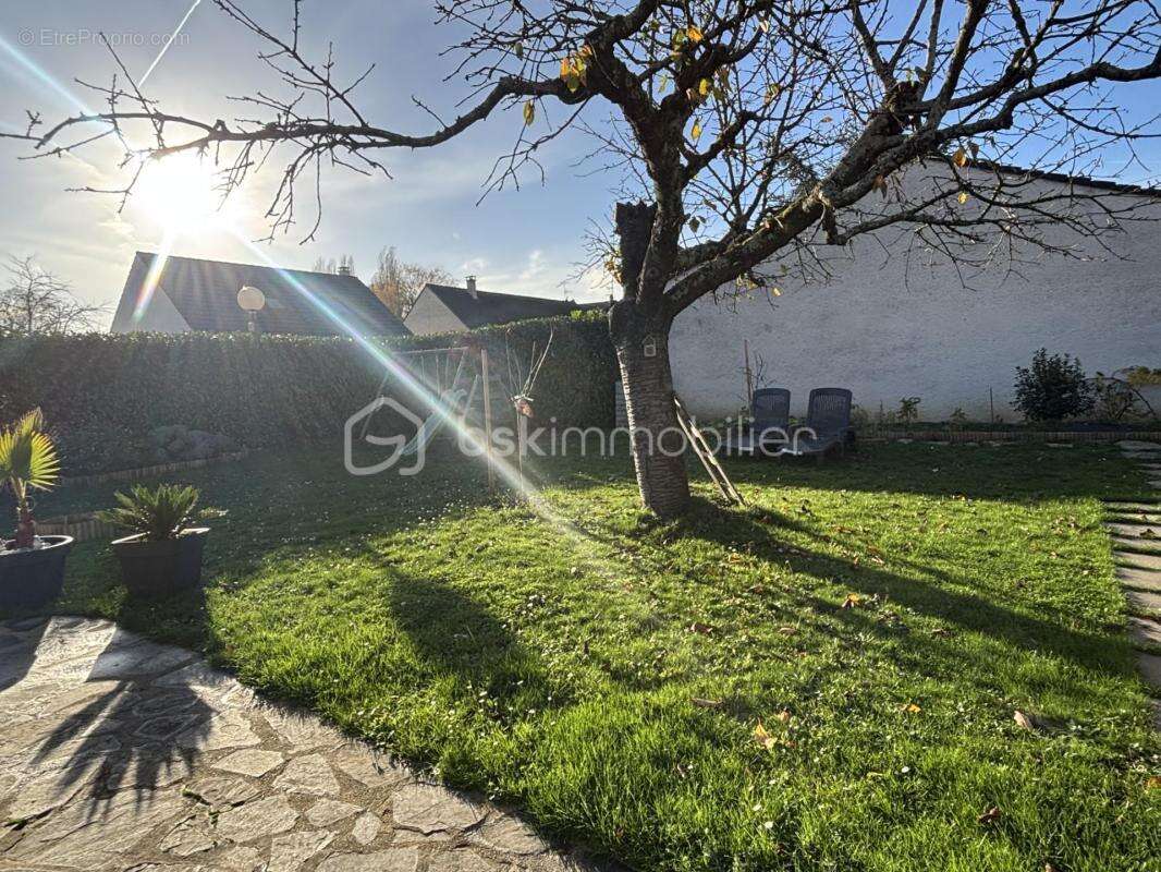 Maison à LA QUEUE-EN-BRIE