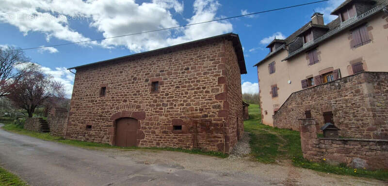 Maison à SAINT-CHRISTOPHE-VALLON