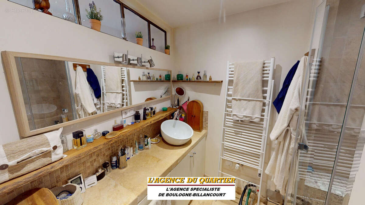 Maison avec vraie personnalité et patio intérieur, rue Diaz. - photo 6