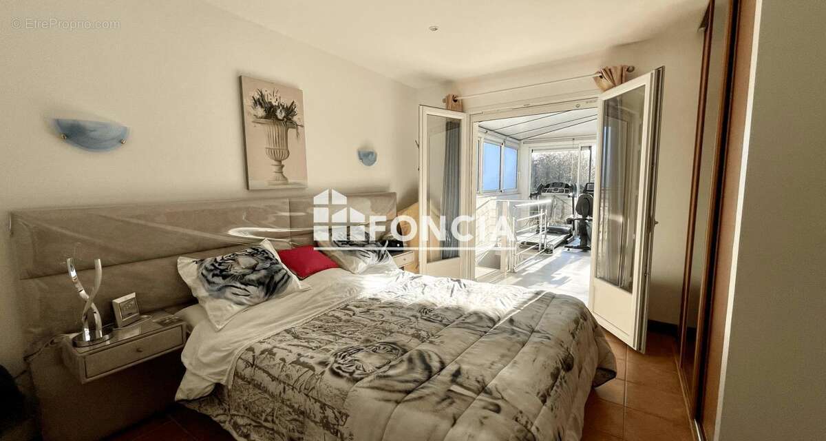 Maison à PORT-DES-BARQUES