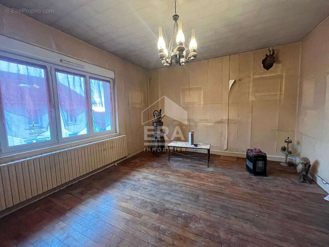 Maison à PONT-D'AIN