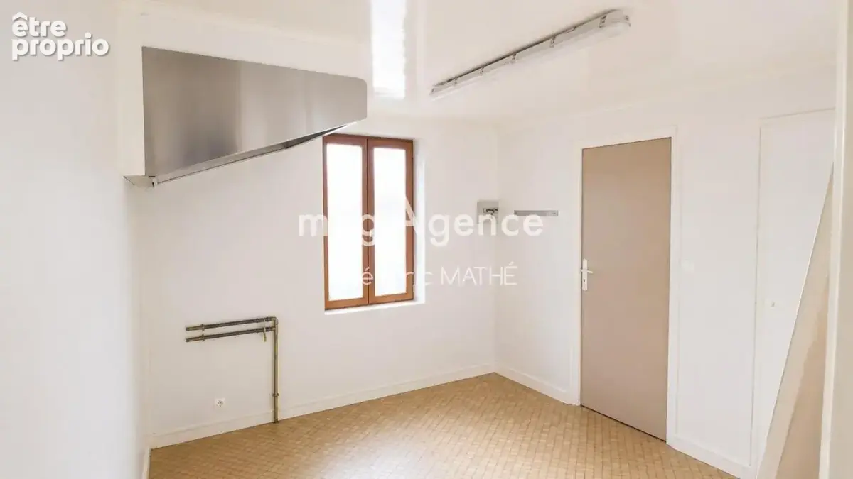 Local commercial + duplex loué – bar-sur-seine centre - photo 4