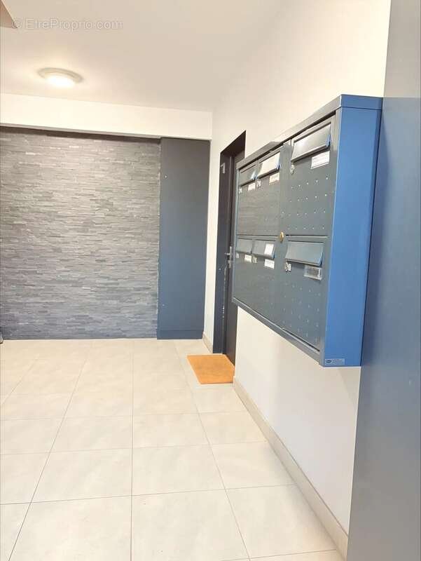 Appartement à SCY-CHAZELLES