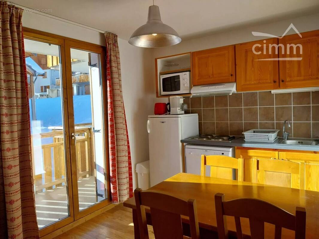 Appartement à ALBIEZ-MONTROND