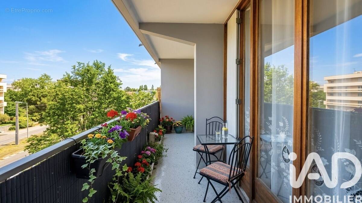Photo 1 - Appartement à LORMONT