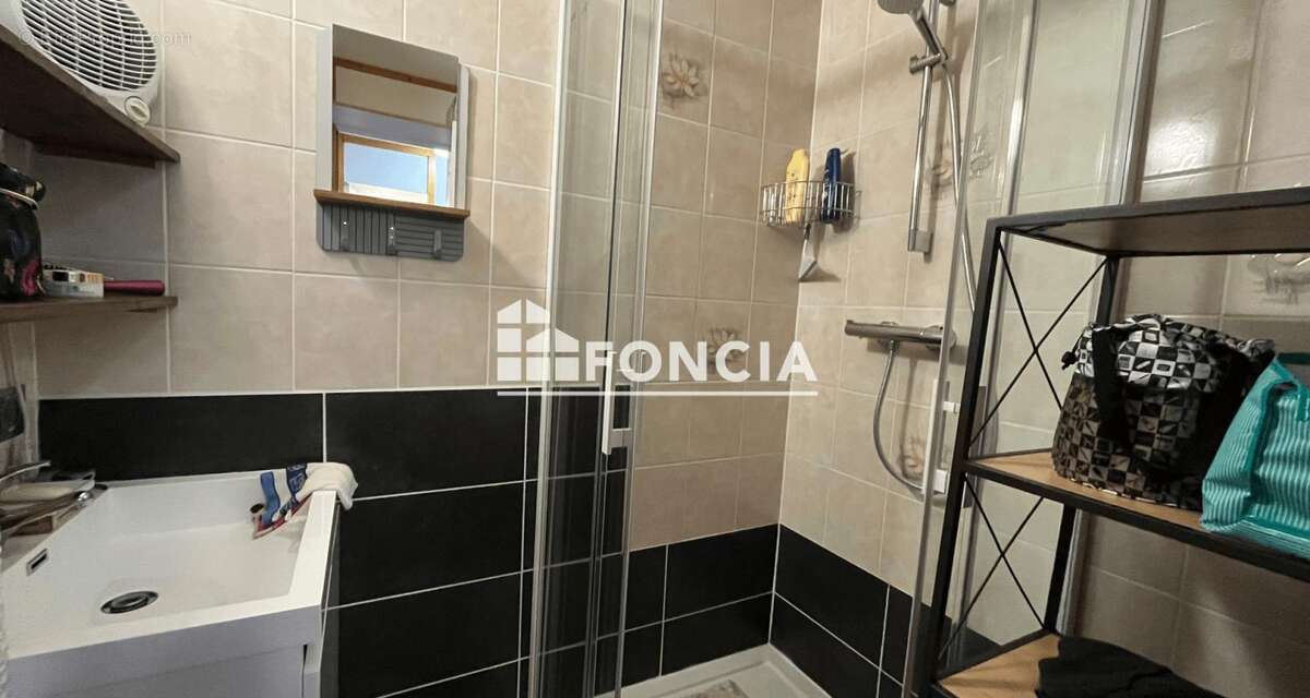 Appartement à LES AVANCHERS-VALMOREL