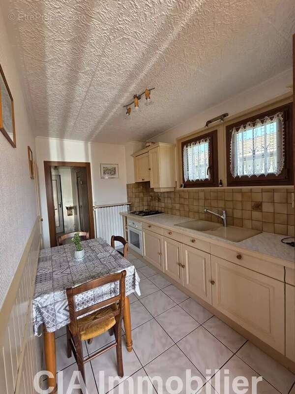 Maison à MARIGNIER