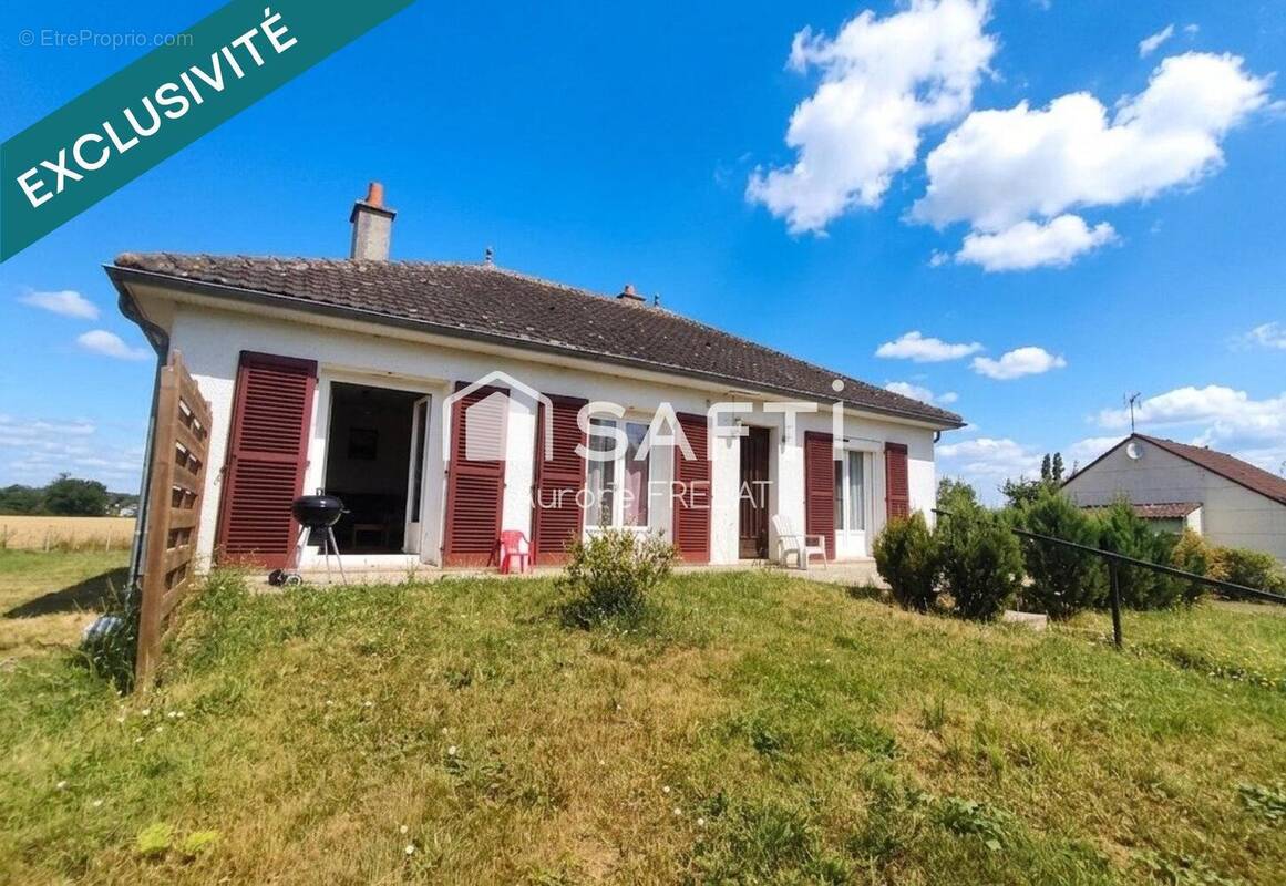 Photo 1 - Maison à ANTOGNY-LE-TILLAC