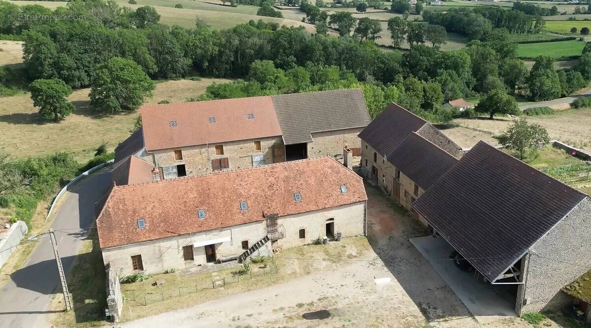 Maison à VILLARS-ET-VILLENOTTE