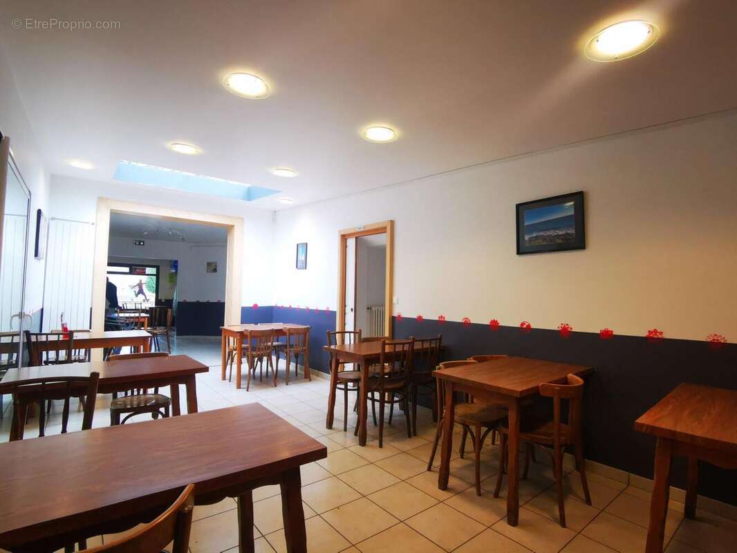 Photo 5 - Commerce à BEGARD