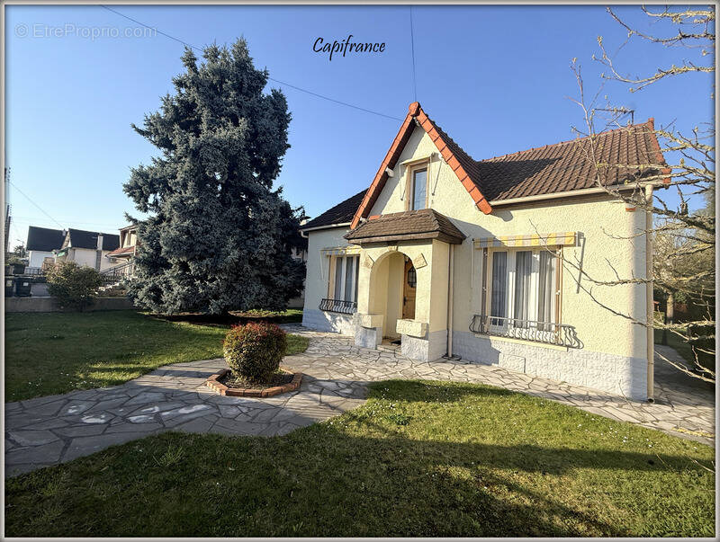 Maison à AULNAY-SOUS-BOIS