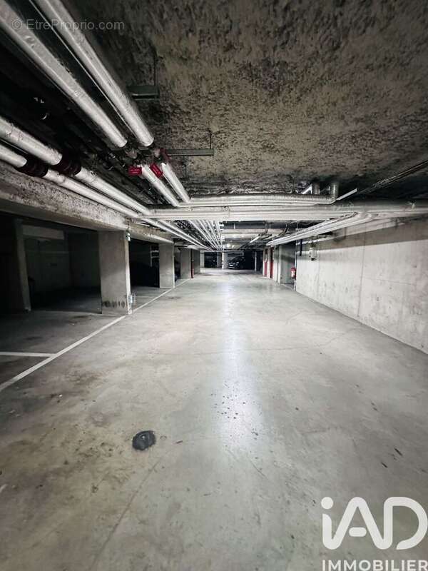 Photo 4 - Parking à ALFORTVILLE