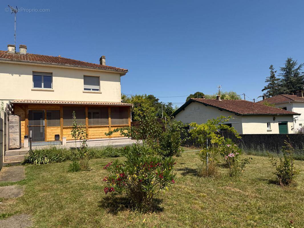 Maison à BLAYE