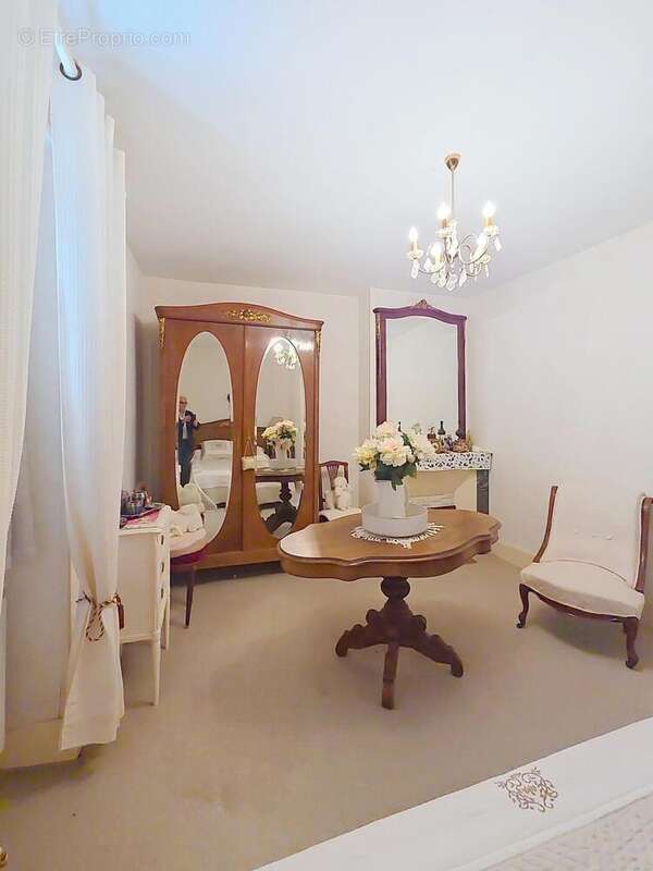 Photo 5 - Maison à LE PONT-CHRETIEN-CHABENET