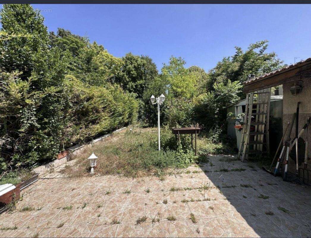 Maison à VILLETANEUSE