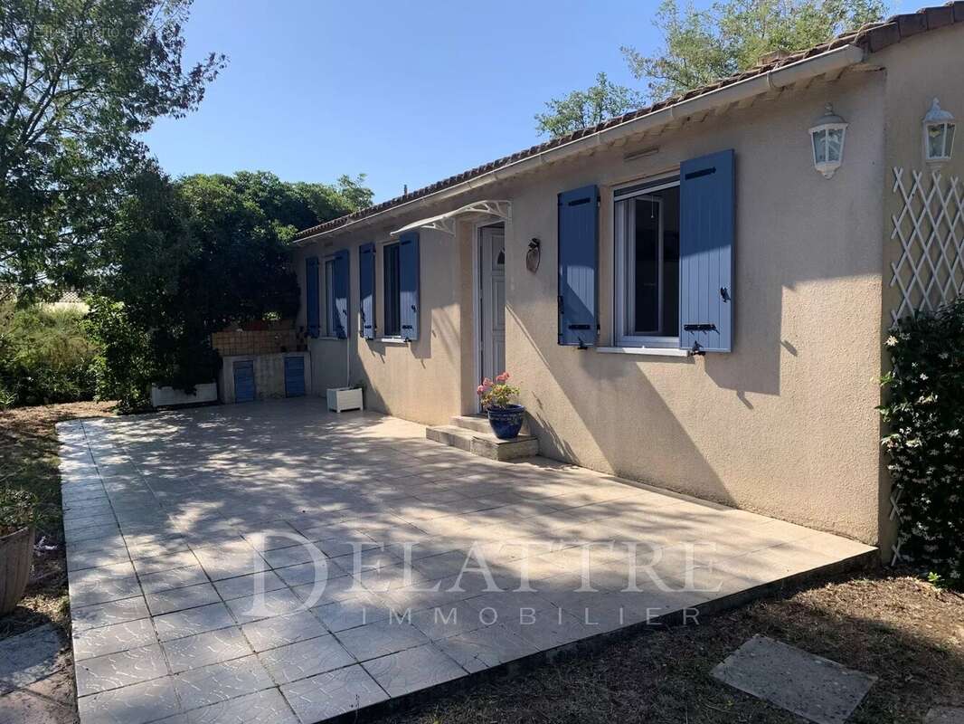 Maison à ROQUEFORT-LES-PINS