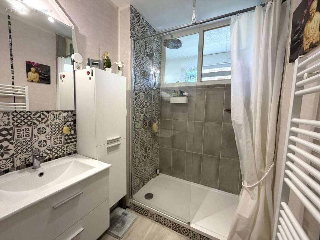 Appartement à LA CHAPELLE-SAINT-MESMIN