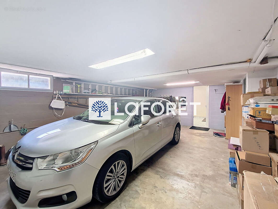 Maison à ROZAY-EN-BRIE