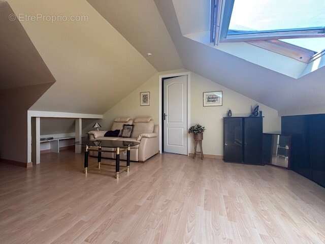 Maison 162 m² à Ozoir-La-Ferriere  - photo 14