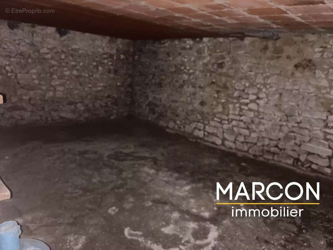 Maison à BENEVENT-L&#039;ABBAYE