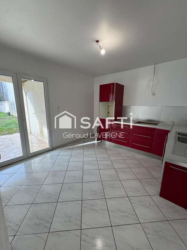 Photo 6 - Commerce à LA SALVETAT-SAINT-GILLES