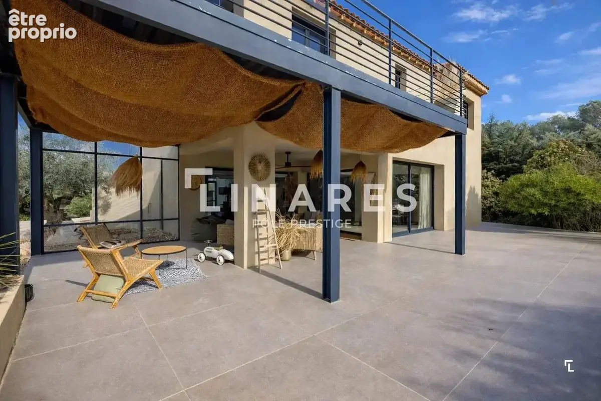 DESIGN & VIEW - Villa T7 de 250m2 - Vue Sainte Victoire - Terrain 2470m2 - Piscine - 13710 FUVEAU - photo 23