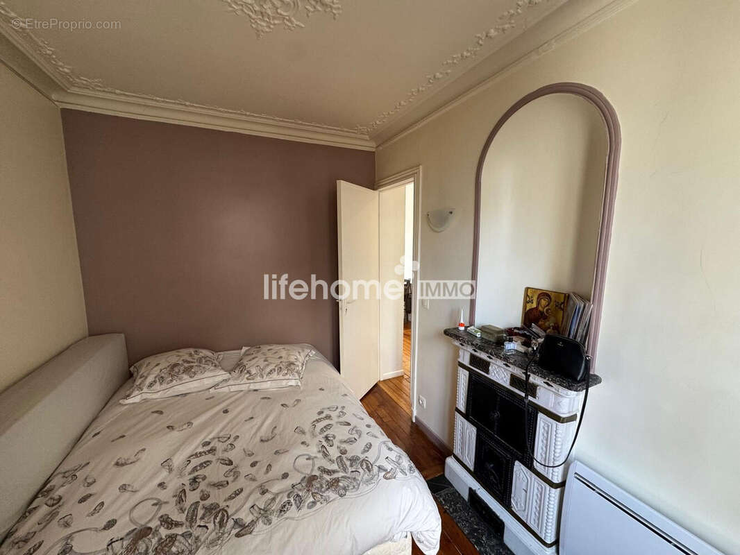 Appartement à PARIS-17E