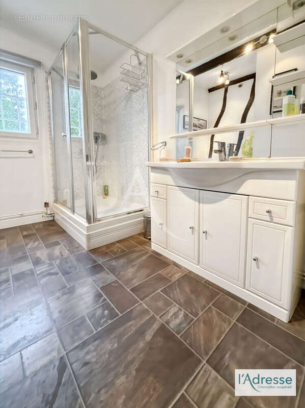 Maison à PERRIERS-SUR-ANDELLE