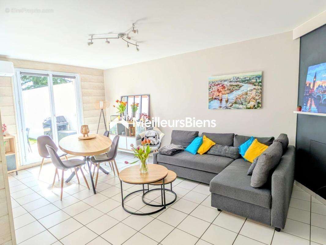 Maison à TREMENTINES